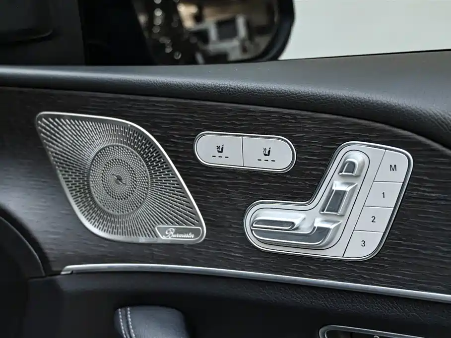 Mercedes-Benz GLS 2023 — фото 25