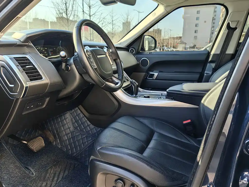 Land Rover Range Rover Sport 2017 — фото 16