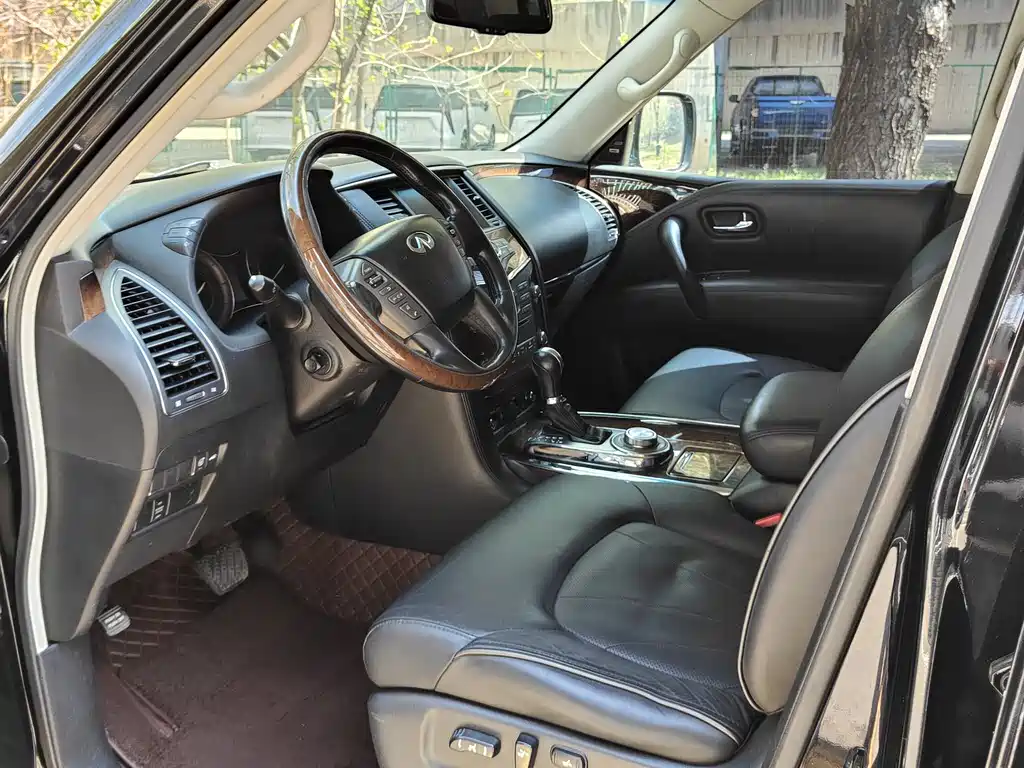 Infiniti QX 2013