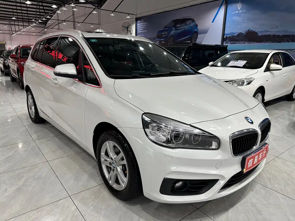 BMW 2 Series Gran Tourer 2018 — фото 3