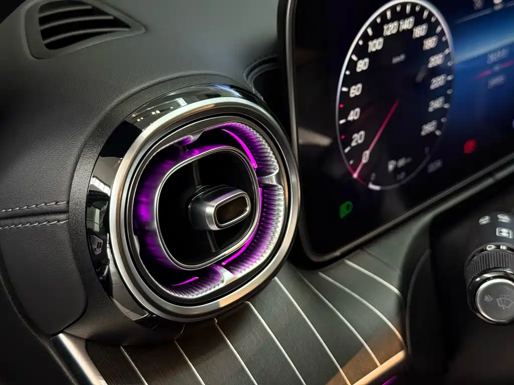 Mercedes-Benz C-Class 2022 — фото 17
