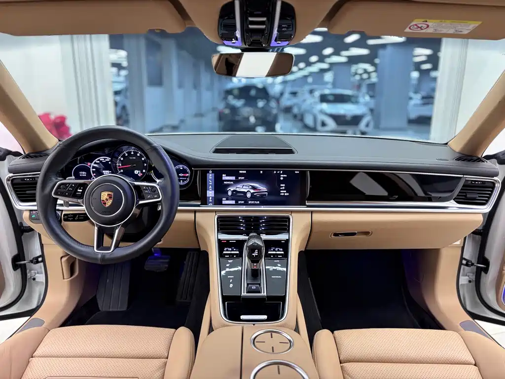 Porsche Panamera 2017 — фото 9