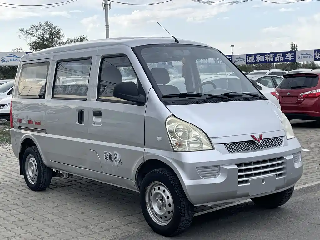 Wuling Rongguang 2015 — фото 3