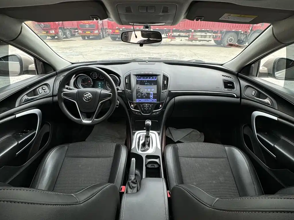 Buick Regal 2017 — фото 10