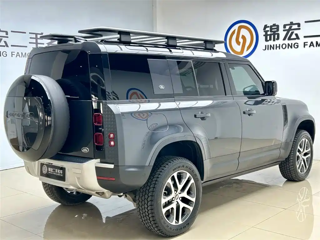 Land Rover Defender 2023 — фото 25