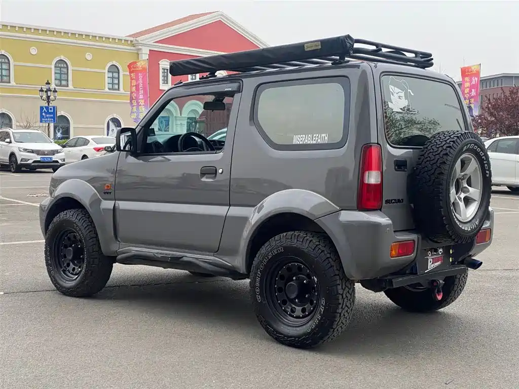 Suzuki Jimny 2011 — фото 9