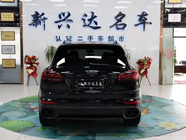 Porsche Cayenne 2016
