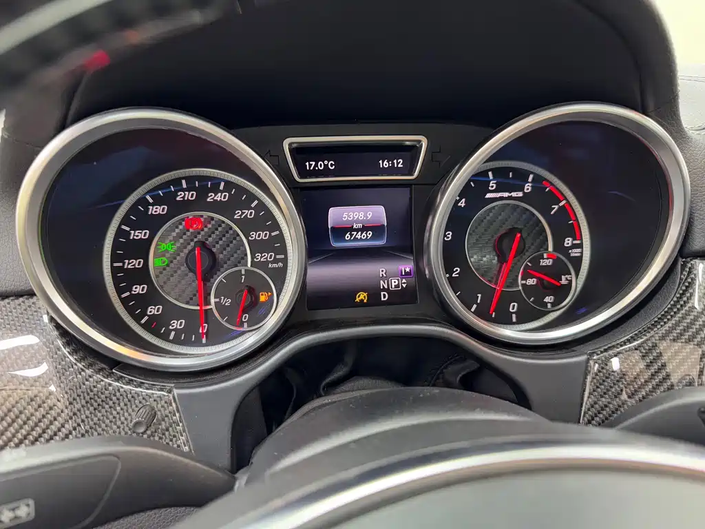 Mercedes-Benz GLE Coupe AMG 2018 — фото 19