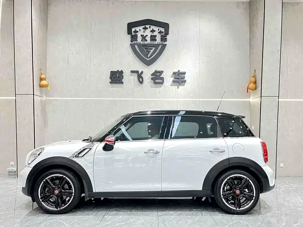 MINI Countryman 2014
