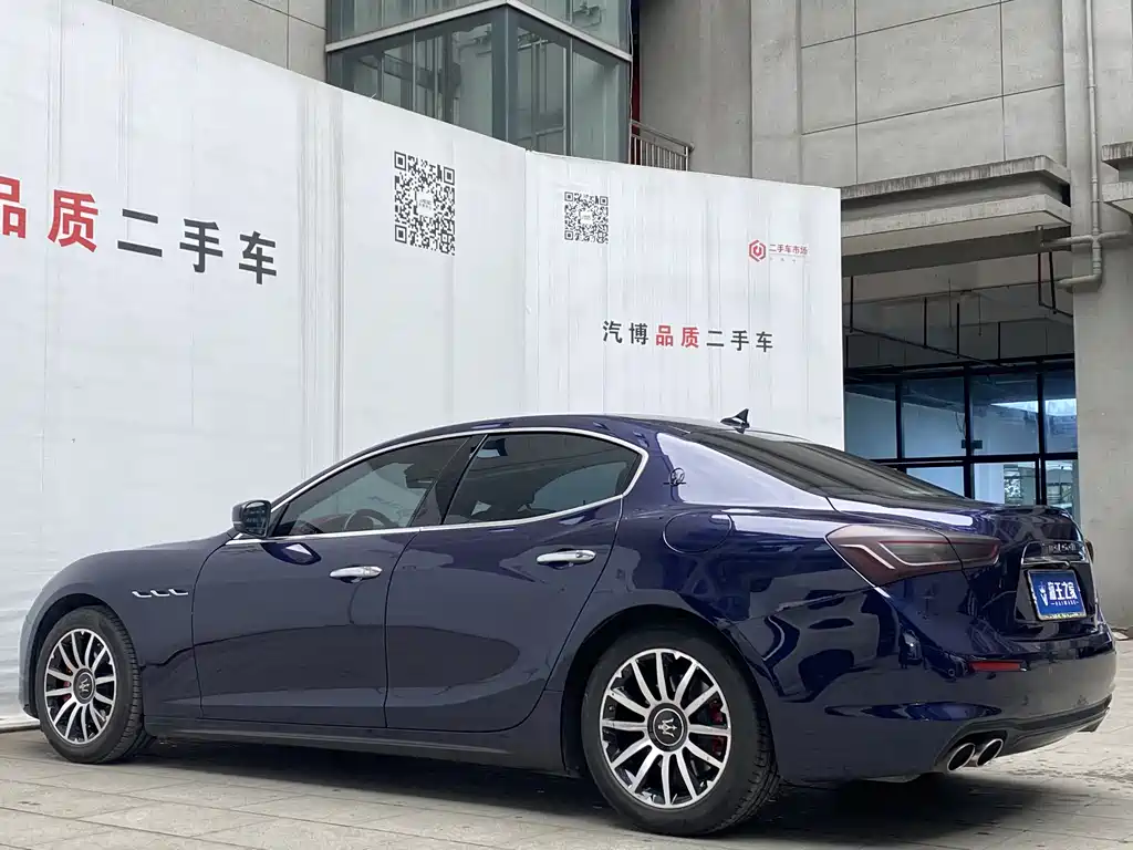 Maserati Ghibli 2019 — фото 4