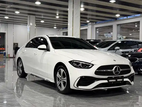Mercedes-Benz C-Class 2022