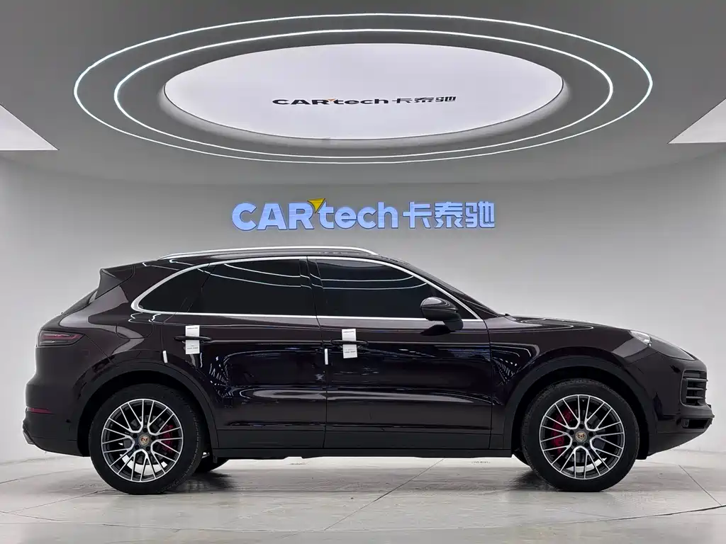 Porsche Cayenne 2019 — фото 5