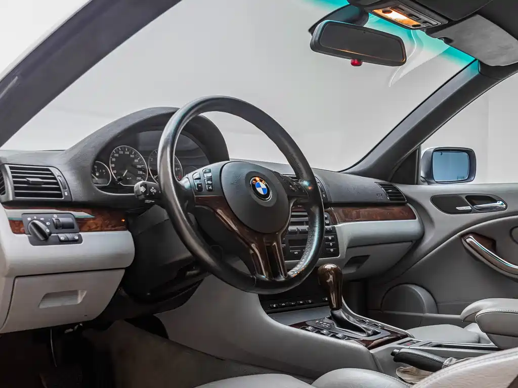 BMW 3 Series 2005 — фото 10