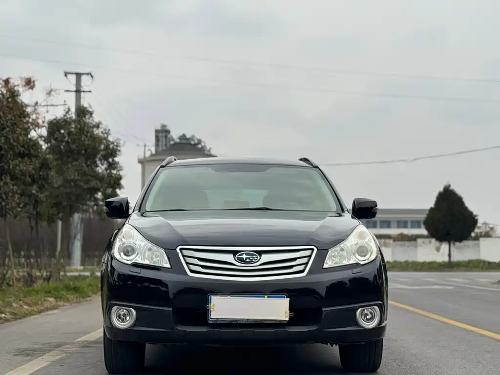 Subaru Outback 2012 — фото 2