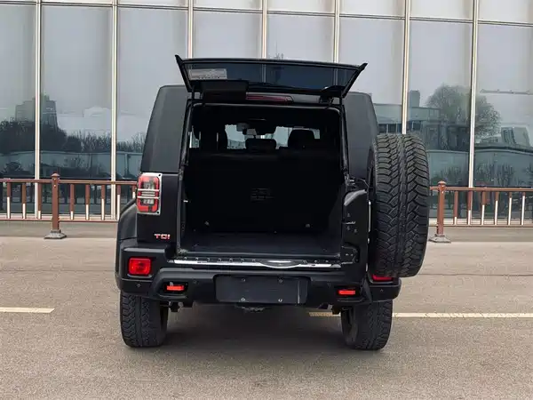BAIC BJ40 2021