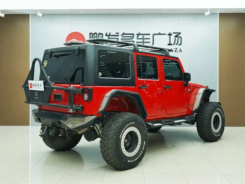 Jeep Wrangler 2018 — фото 11