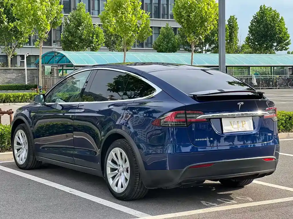 Tesla Model X 2017