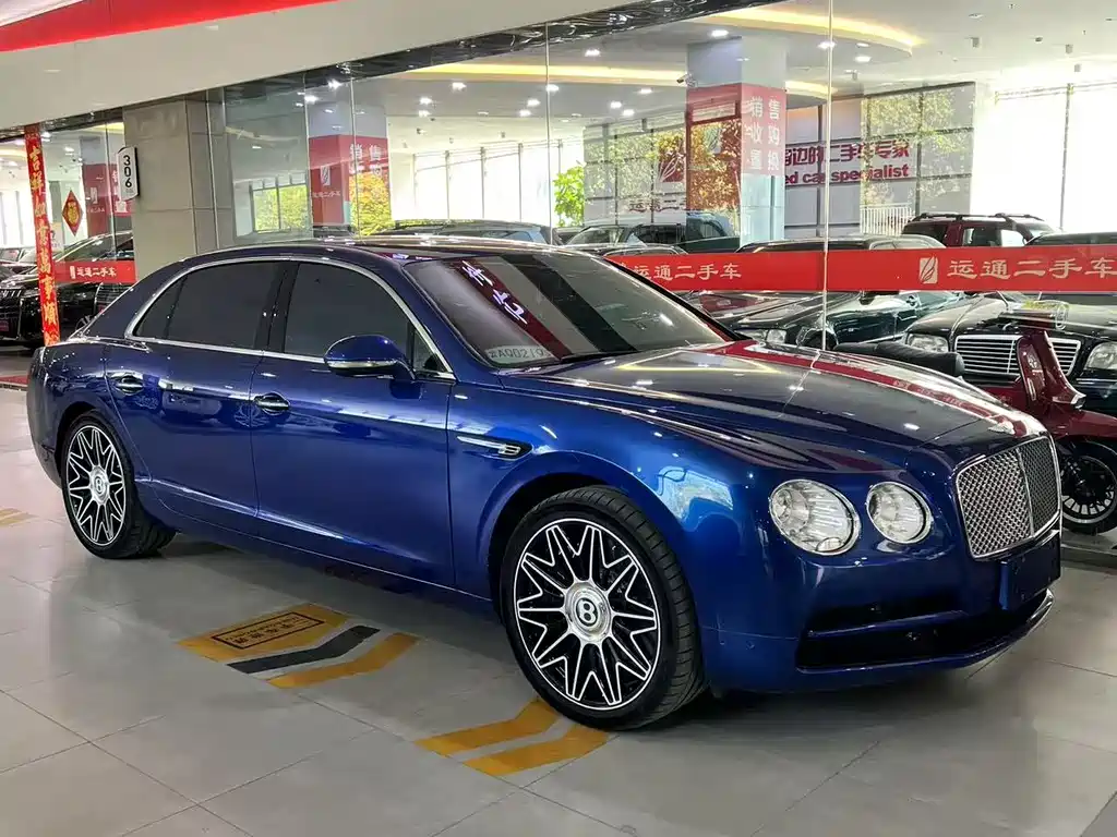 Bentley Flying Spur 2015 — фото 2