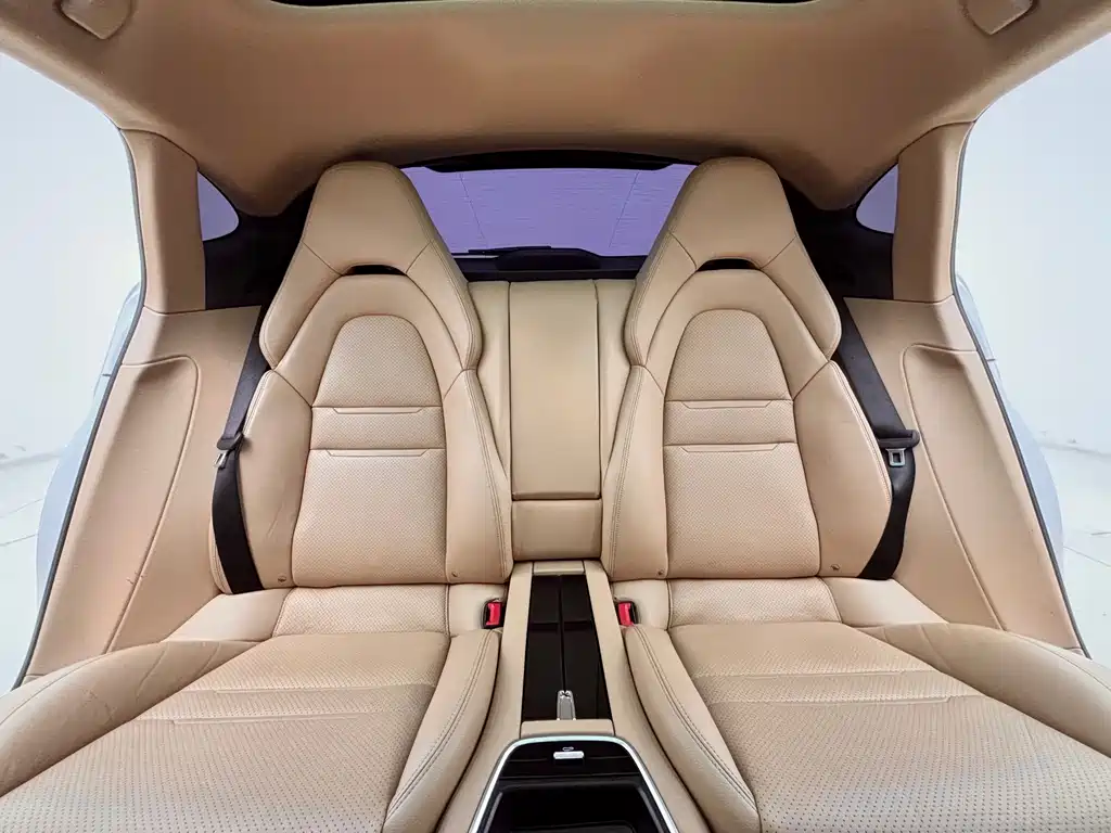 Porsche Panamera 2017 — фото 19