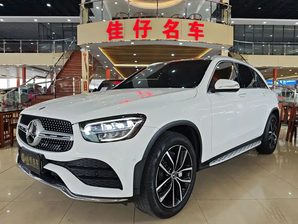 Mercedes-Benz GLC 2020 — фото 1