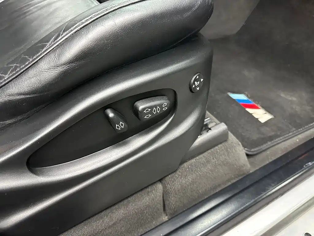 BMW X5 2003 — фото 23