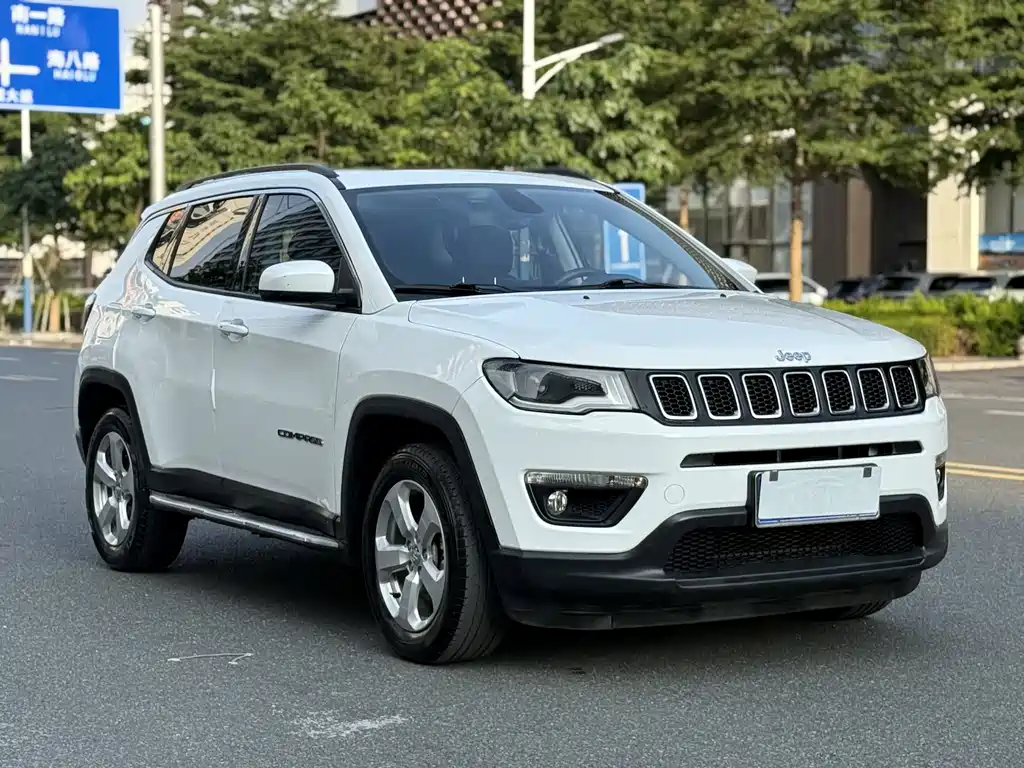 Jeep Compass 2021 — фото 3