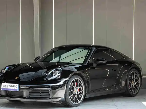 Porsche 911 2021