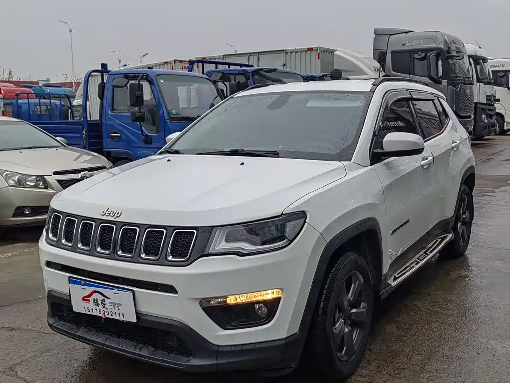 Jeep Compass 2017 — фото 1