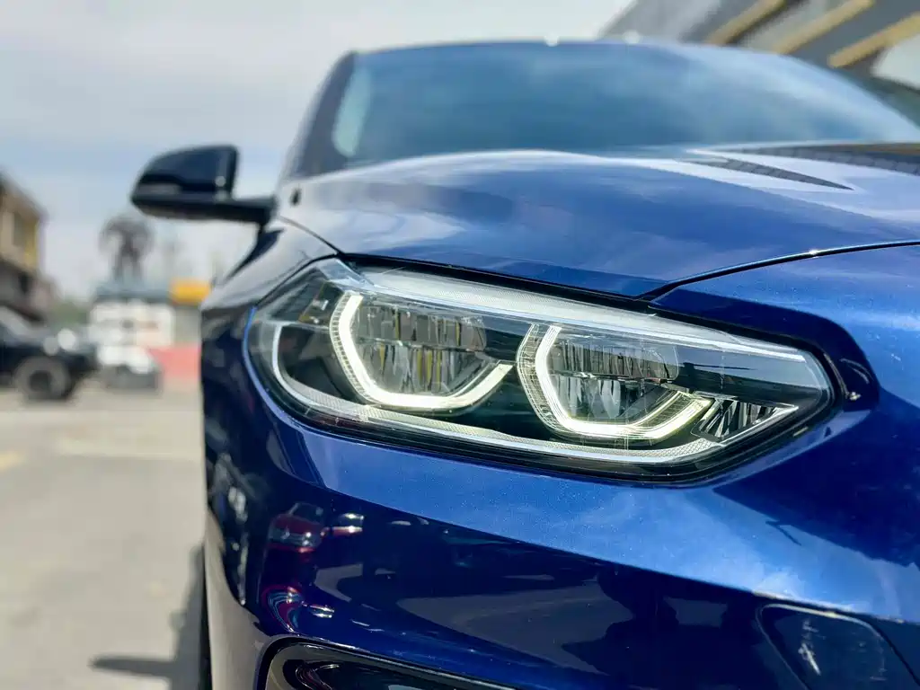 BMW 1 Series 2019 — фото 4