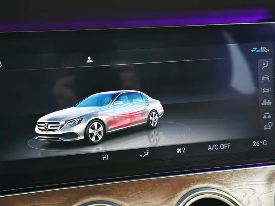 Mercedes-Benz E-Class 2017 — фото 9