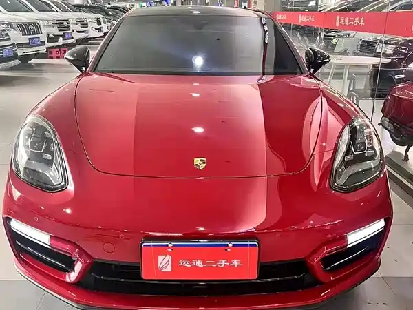 Porsche Panamera 2023