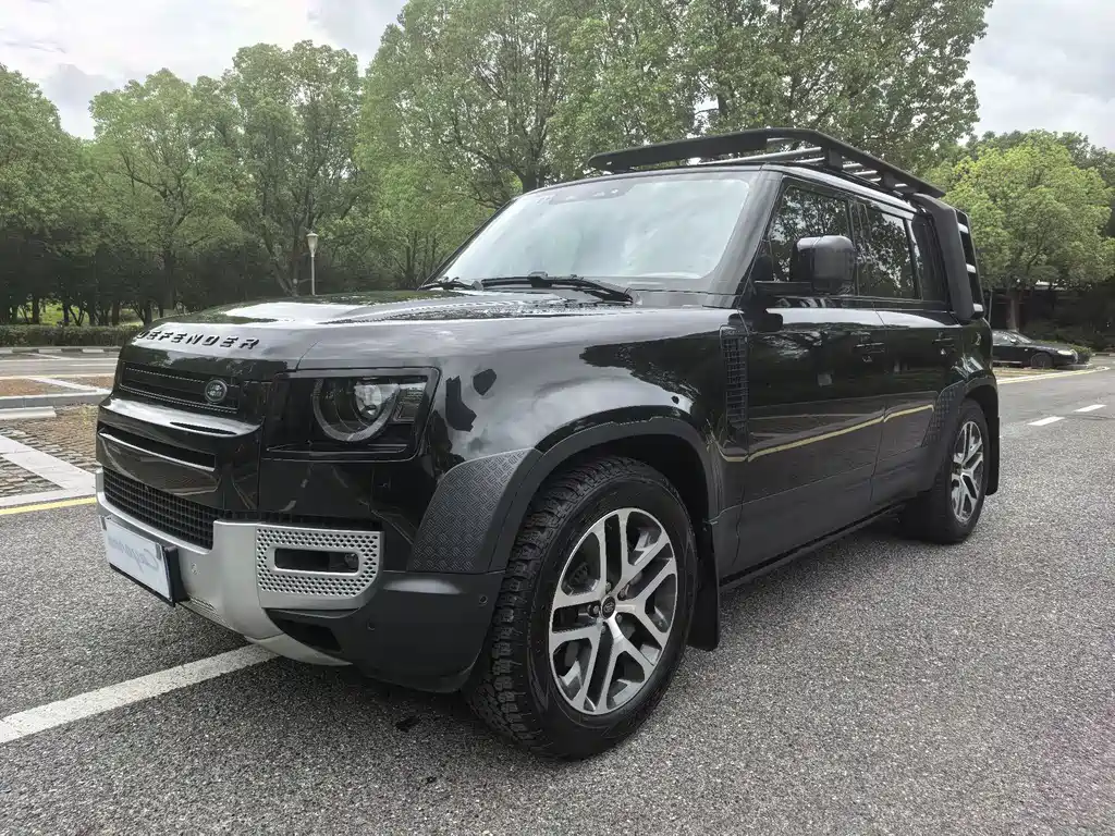 Land Rover Defender 2023 — фото 1