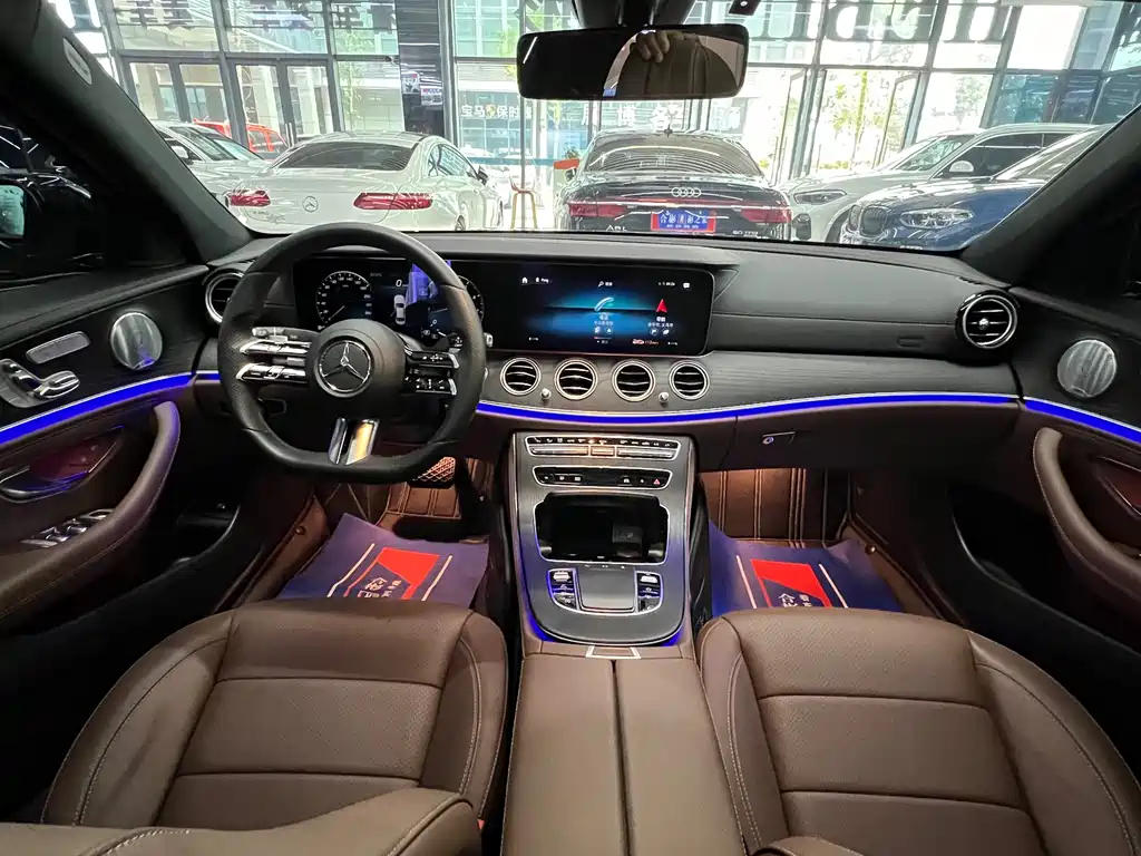 Mercedes-Benz E-Class 2021 — фото 25