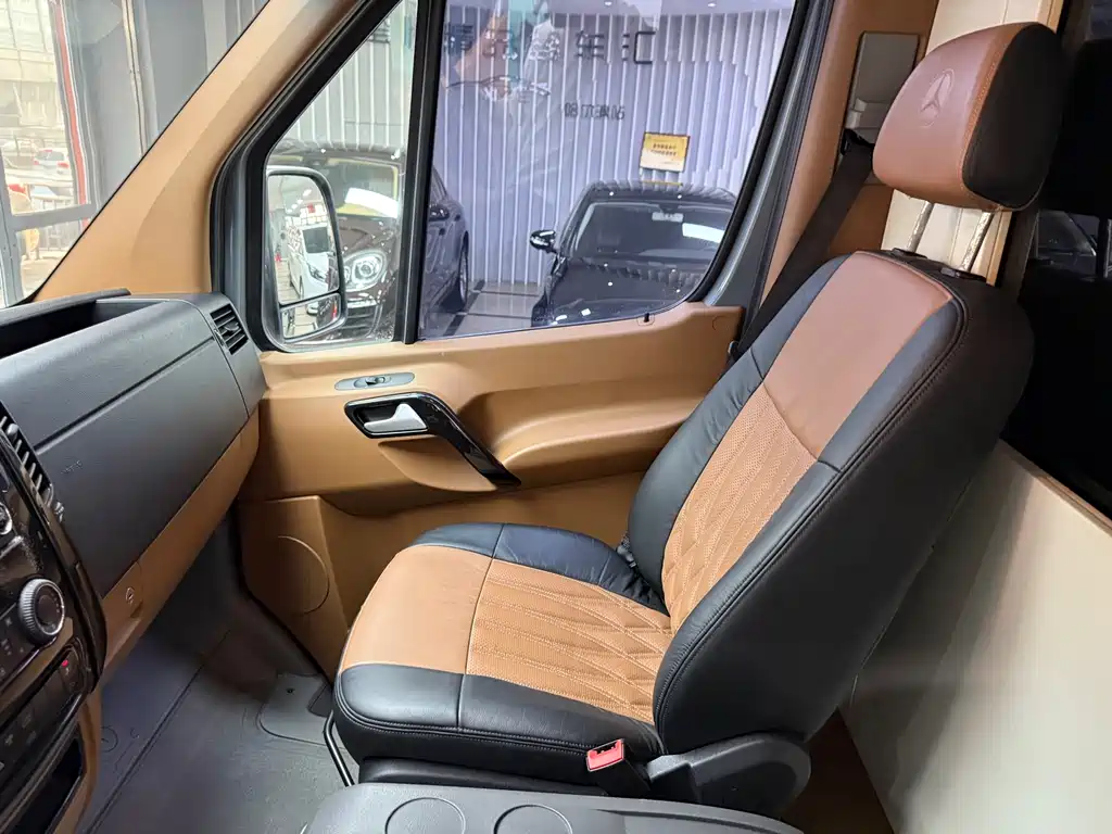 Mercedes-Benz Sprinter 2017 — фото 10