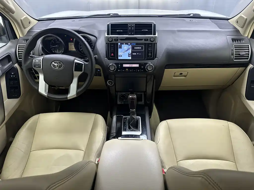 Toyota Prado 2017 — фото 10