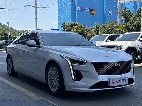 Cadillac CT6 2021