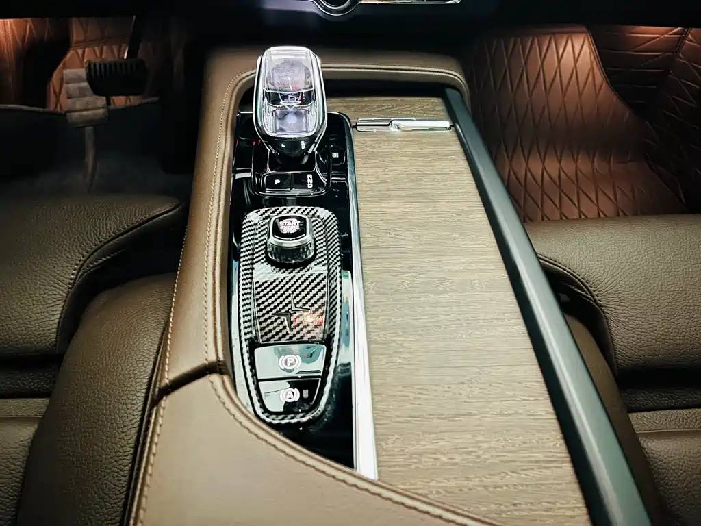 Volvo S90 2023 — фото 18