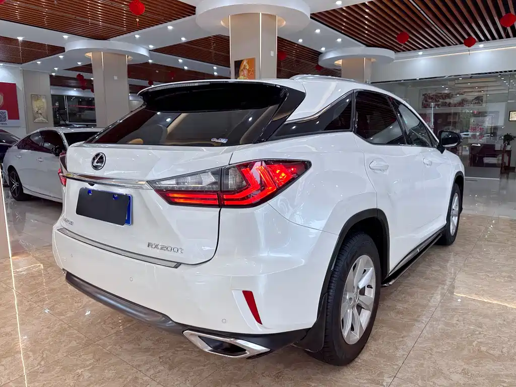 Lexus RX 2017 — фото 4