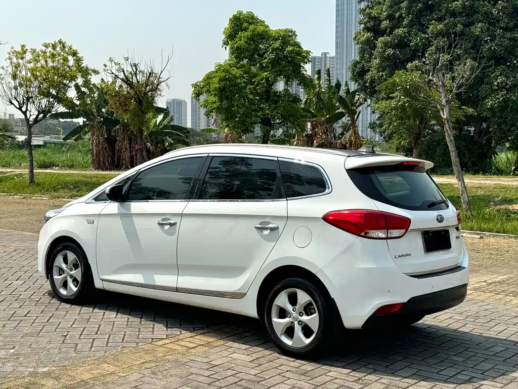 Kia Jiale 2015 — фото 11