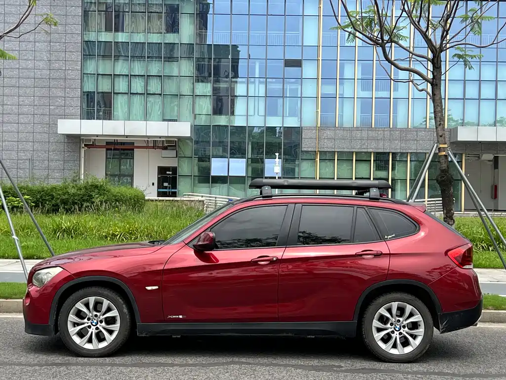 BMW X1 2011 — фото 5