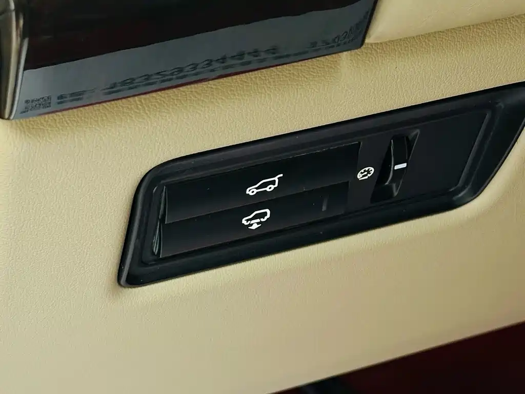 Land Rover Range Rover 2015 — фото 7