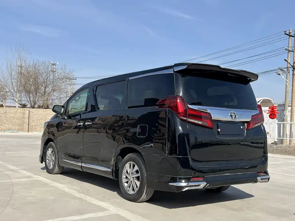 Toyota Alphard 2015 — фото 19