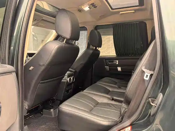 Land Rover Discovery 2011