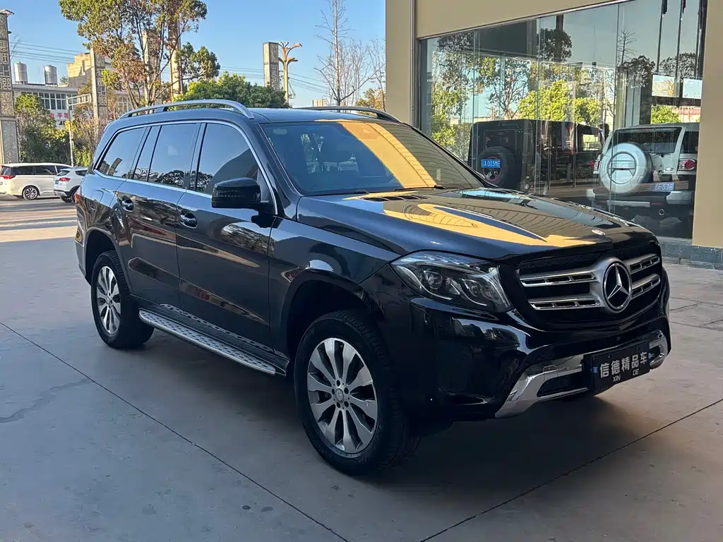 Mercedes-Benz GLS 2017 — фото 2