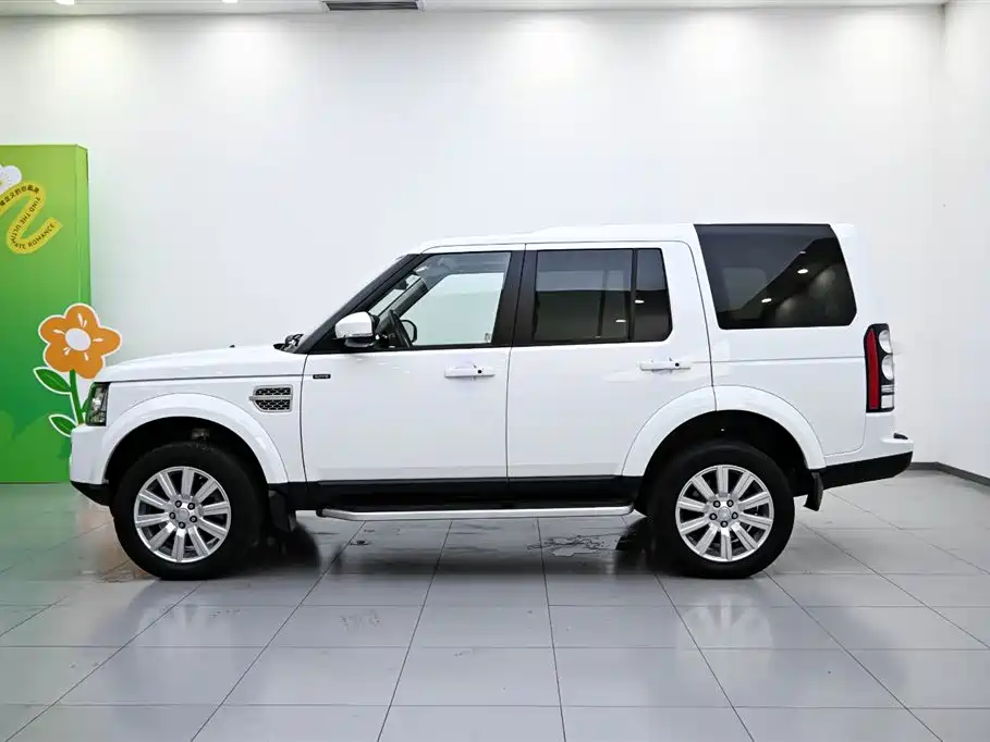 Land Rover Discovery 2016 — фото 5
