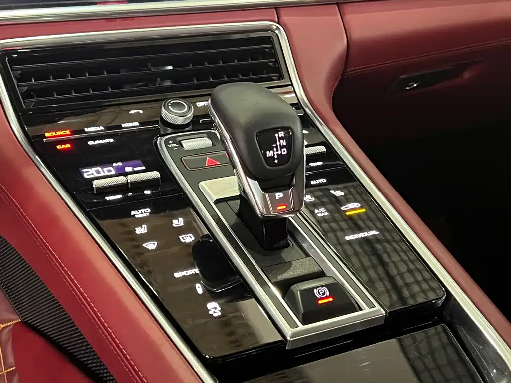 Porsche Panamera 2019 — фото 13