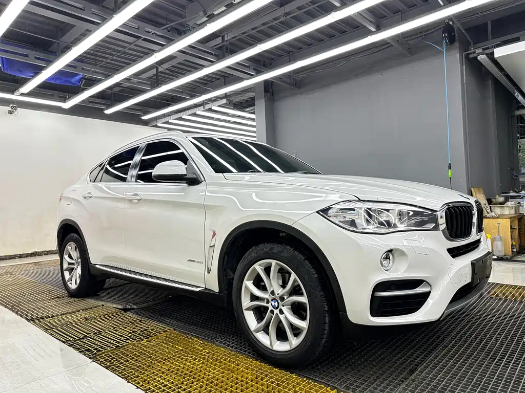 BMW X6 2015 — фото 6