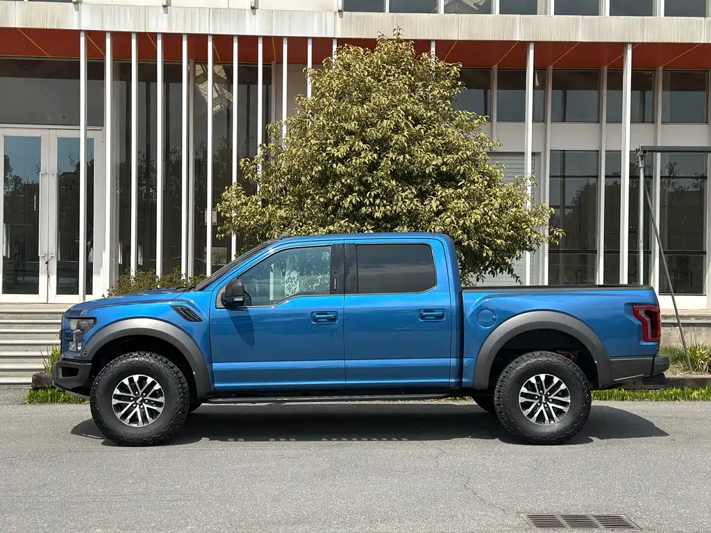 Ford F-150 Raptor 2020 — фото 2