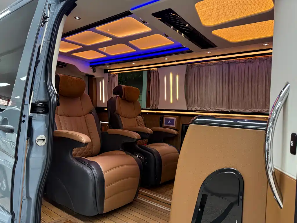 Mercedes-Benz Sprinter 2017 — фото 18