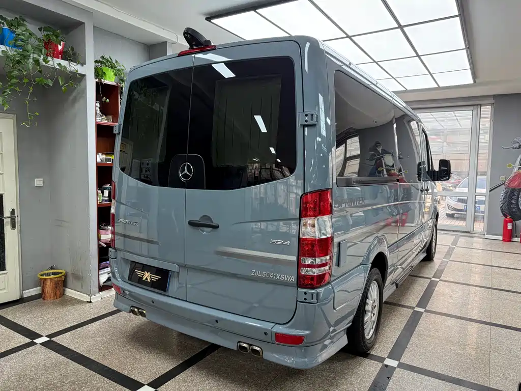 Mercedes-Benz Sprinter 2017 — фото 2